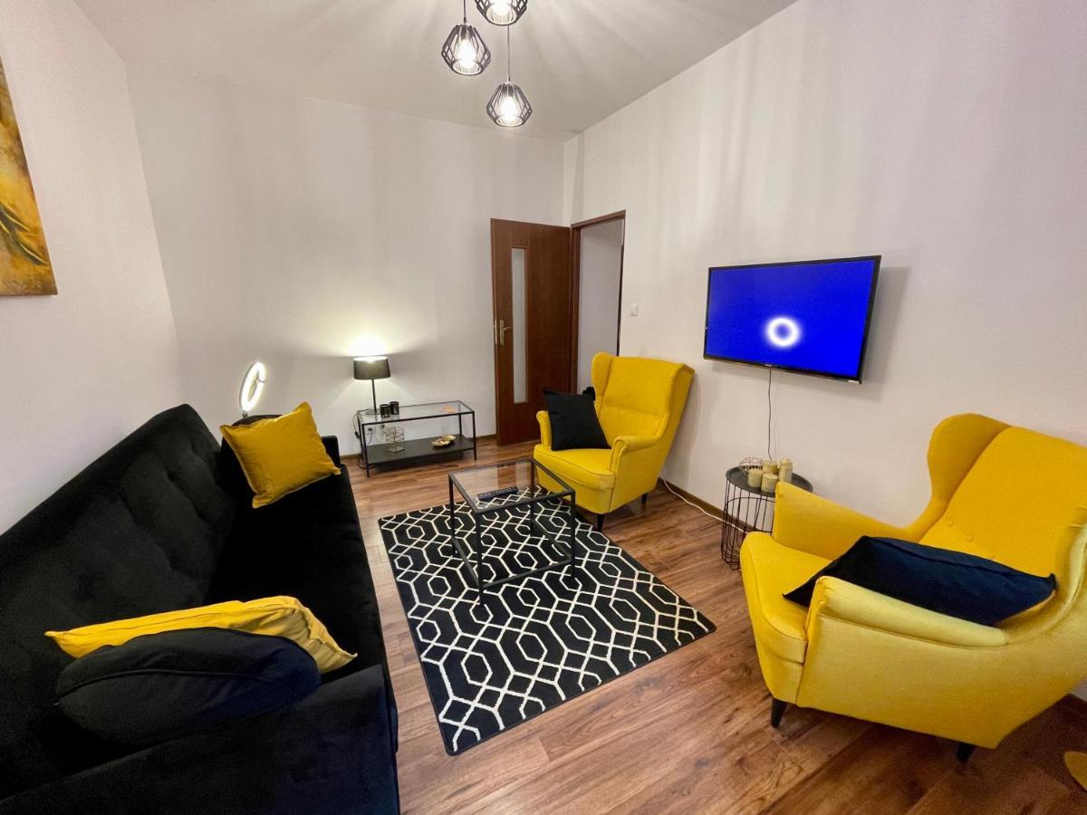 Diamond Metro Wifi 300 Mbs 70'Tv Netflix Hbo Appletv+ Apartamento Varsovia Exterior foto