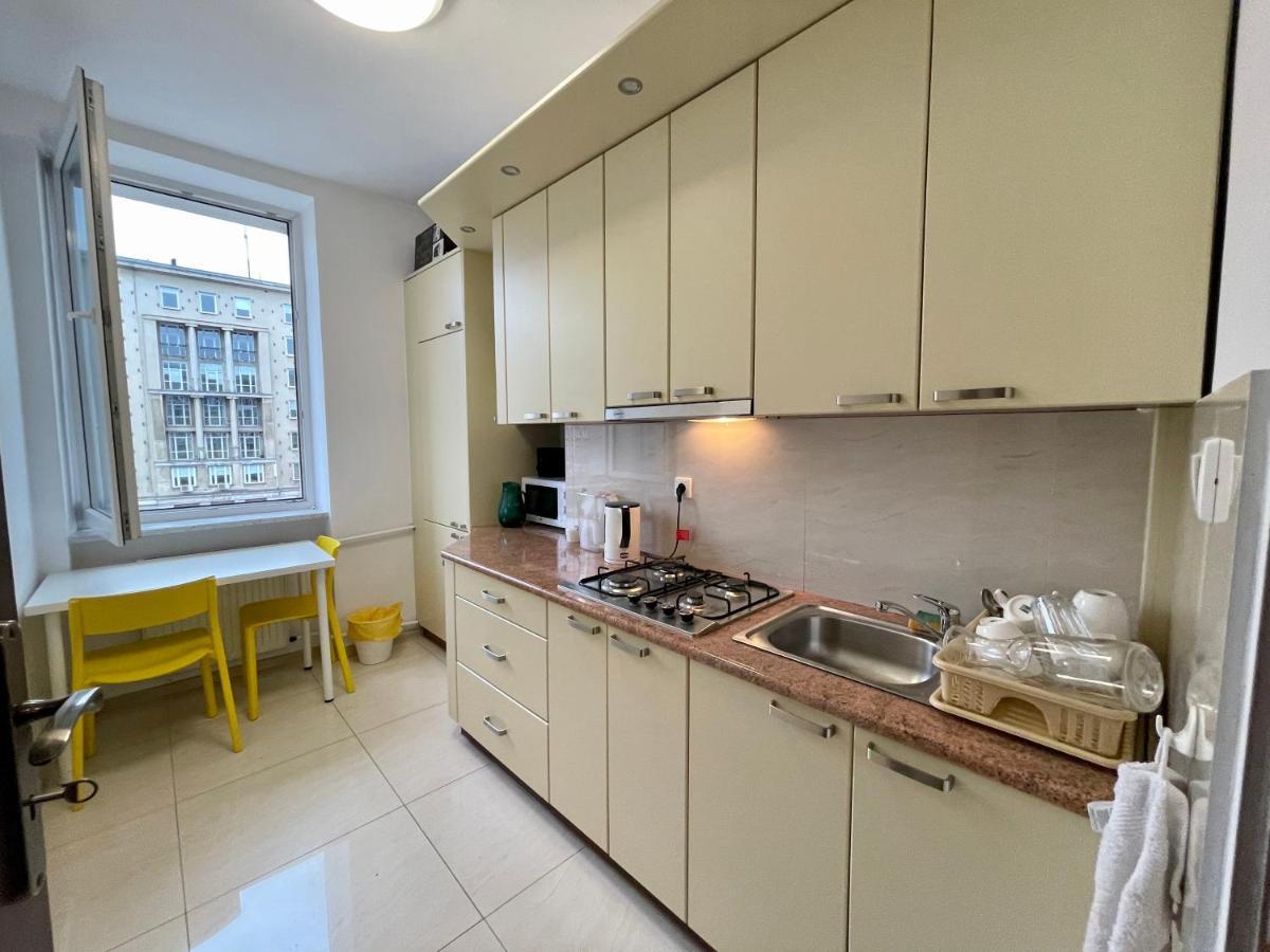 Diamond Metro Wifi 300 Mbs 70'Tv Netflix Hbo Appletv+ Apartamento Varsovia Exterior foto