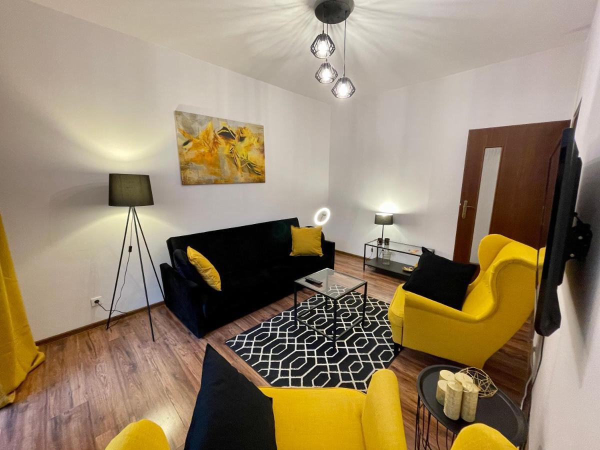Diamond Metro Wifi 300 Mbs 70'Tv Netflix Hbo Appletv+ Apartamento Varsovia Exterior foto