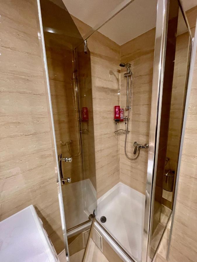 Diamond Metro Wifi 300 Mbs 70'Tv Netflix Hbo Appletv+ Apartamento Varsovia Exterior foto